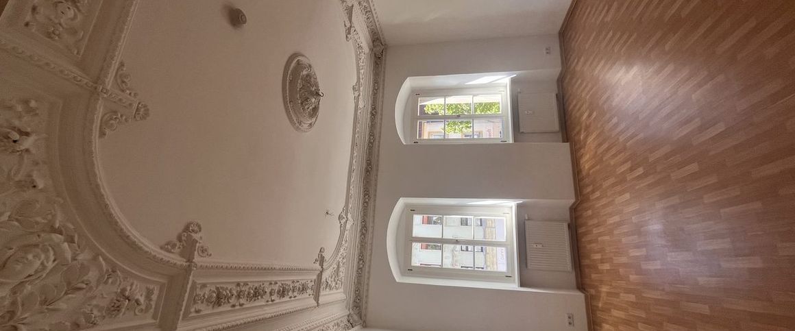 Ronneburg, Zentrale, barrierefreie Wohnung mit eleganten Stuckdecken (ME3) - Photo 1