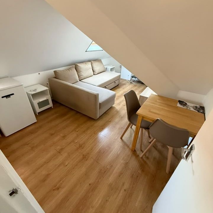 1 Bed Flat, London, W3 - Photo 1