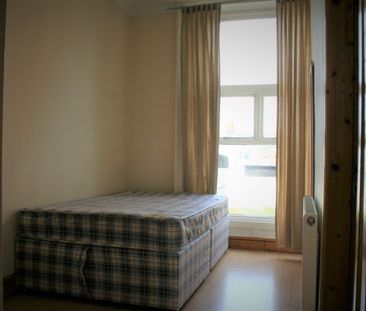 1 Bed Flat, Chatham Street, RG1 - Photo 1