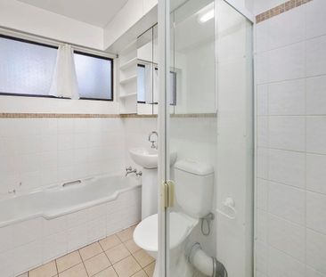 Modern two bedroom apartment - Photo 4