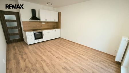 Pronájem bytu 2+kk v osobním vlastnictví 42 m², Brandýs nad Labem-Stará Boleslav - Photo 2
