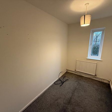 2 bedroom maisonette to rent - Photo 4