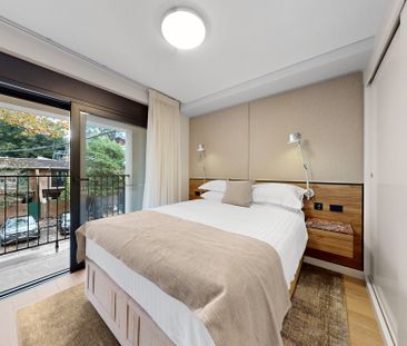 Paddington - Photo 1