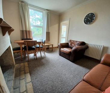 4 bedroom house to rent - Photo 3