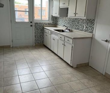 5 1/2 - Montréal (Saint-Laurent) - 1 600 $/mois - Photo 3