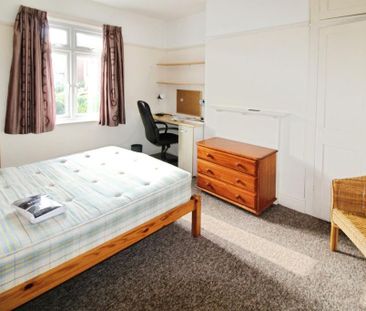 5 bedroom terraced house to rent - Photo 4