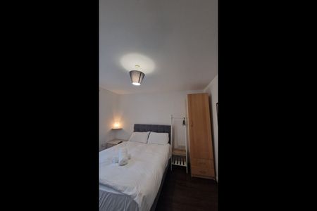 4 Bed Terraced House, Belgravia Close, B5 - Photo 3