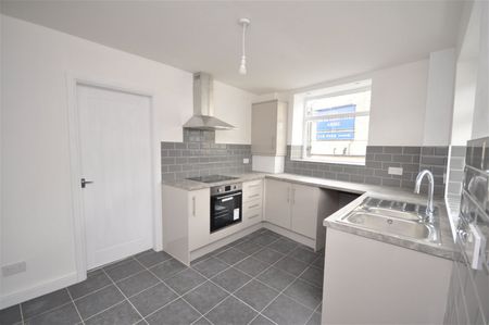 Manchester Road, Millhouse Green, Sheffield, S36 9NQ - Photo 4