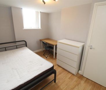 6 bedroom house to rent - Photo 6