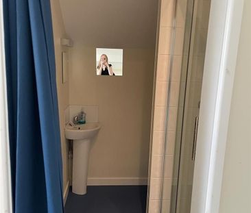 Tyndalls Park Road, Bristol - Photo 2