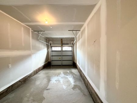 For Lease - 132 PORT Crescent, Welland, Ontario - Photo 2