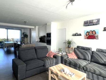 zeer ruim en modern appartement in Diksmuide - Foto 2