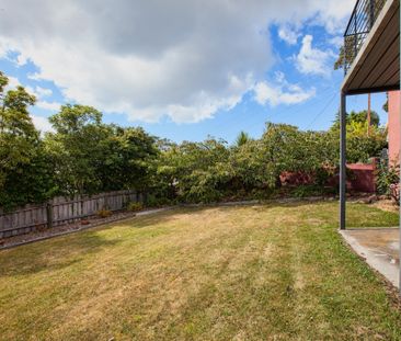 Great Family Home, Water Views - Photo 2