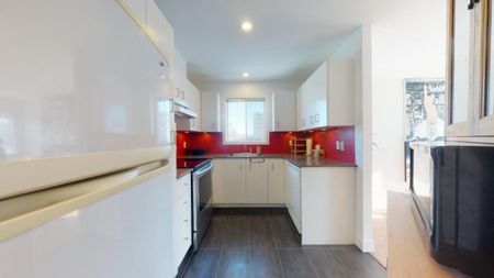 985 Avenue Saint-Charles, #304 - Photo 5