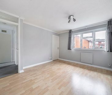 Little Thatch, Godalming, Surrey, GU7 - Photo 1