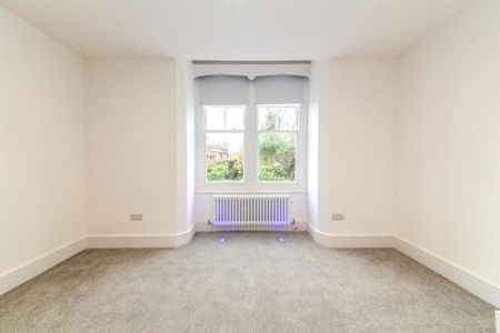 3 bedroom maisonette to rent - Photo 3