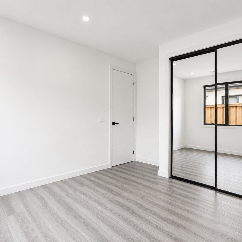Spacious & Modern Family Living in Wollert - Photo 1