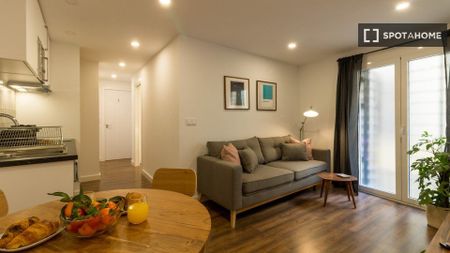 Piso de alquiler en Sant Pere, Sta. Caterina i la Ribera - Photo 5