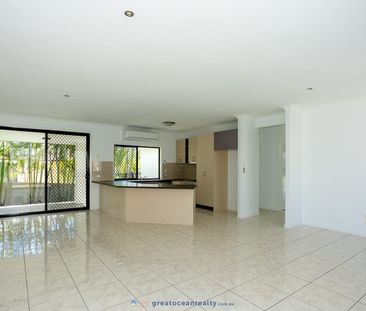 Spacious Family Home in Quiet Arundel Cul-de-Sac - Prime Location! - Photo 1