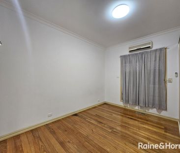 50 Cornwall Road, Sunshine, VIC 3020 - Photo 4