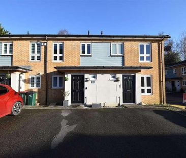 Siena Drive, Crawley, RH10 - Photo 3