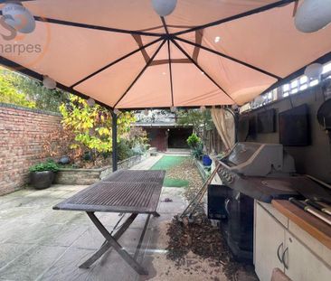 2 bedroom house to rent - Photo 1