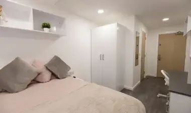1 bedroom private hall to rent - Photo 5