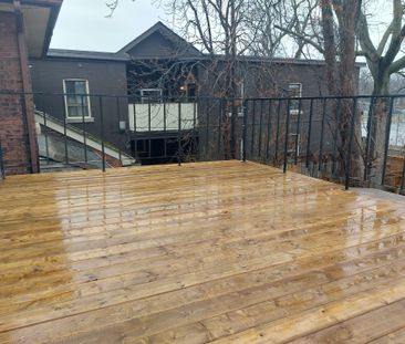 For Lease - 2143 Gerrard Street Unit# Upper, Toronto, Ontario - Photo 3