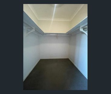 Effortless Family Living in a Prime Location! - Photo 4