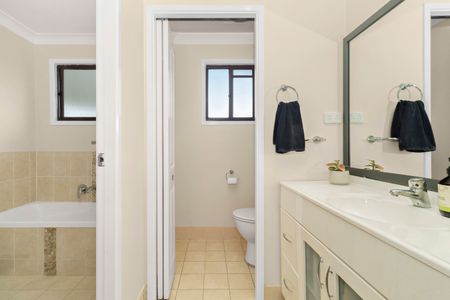 64 Neilson Street, Edgeworth NSW 2285 - House For Rent | Domain - Photo 5