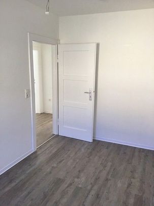 Für Sie renoviert. 2,5-Zimmer-Wohnung ab sofort frei - Foto 1