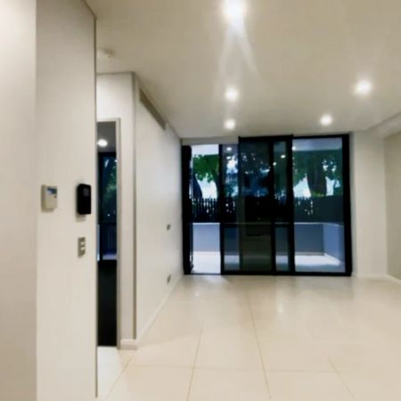 1 bed 1 bath-Including furniture - Photo 3