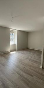 A LOUER - APPARTEMENT T2 - ROANNE SECTEUR IUT - Photo 3