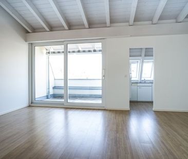 Lichtdurchflutete 2-Zimmer-Dachwohnung - Photo 3