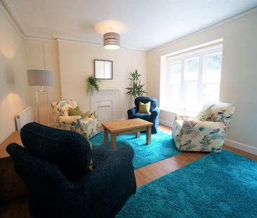 Flat 2, 67 High Street - Photo 3