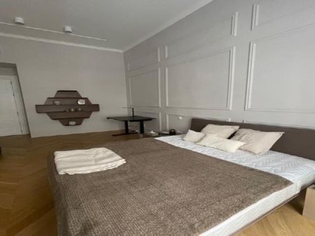 Garibaldi utca - Fotó 5