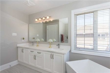 For Lease - 43 Crew Crescent, Vaughan, Ontario - Photo 5