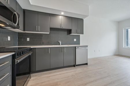 For Lease - 940 St. David Street Unit# 61, Centre Wellington, Ontario - Photo 4