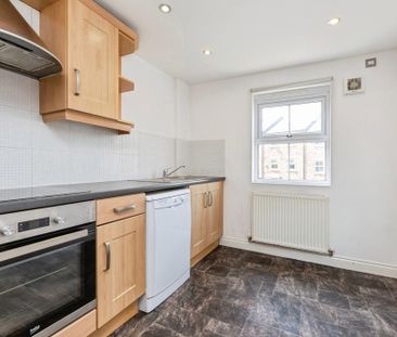 3 bedroom terraced house to rent - Photo 3