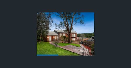 5 BEDROOMS 4 BATHROOMS, DOUBLE GARAGE AND WORKSHOP - Photo 5