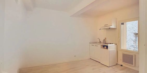 À LOUER - EN EXCLUSIVITÉ - À SALERNES - STUDIO 14m2 + BUANDERIE DE 2,25m² - Photo 3