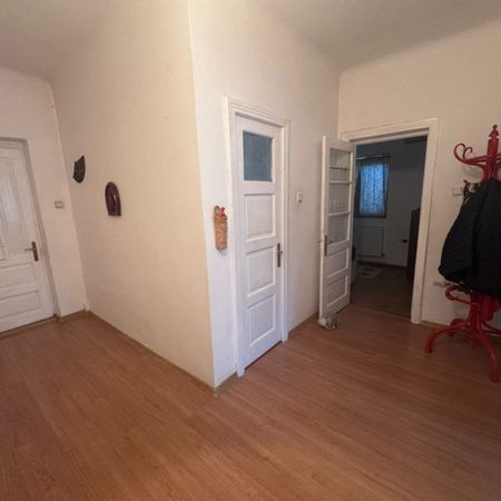 Casă ideală pentru activități educaționale, medicale sa - Fotografie 4