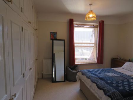 3 bedroom property to rent - Photo 4