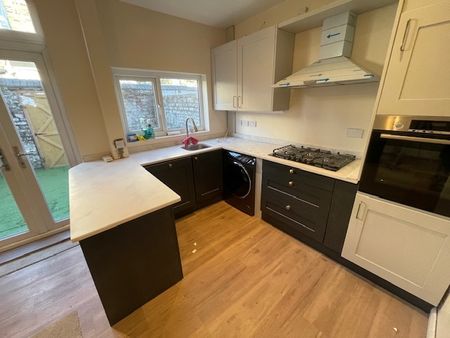 Freshfield Road, Liverpool, L15 - Photo 5