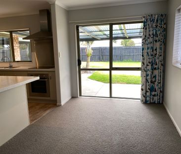 Family Home Papamoa - Photo 4