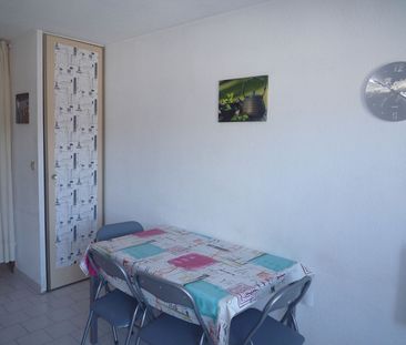 Location appartement 1 pièce, 20.00m², Sète - Photo 1