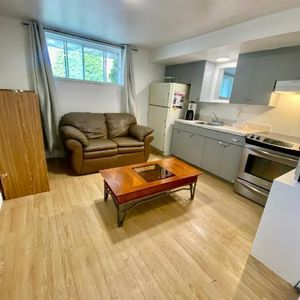 2 1/2 RÉNOVÉ À LOUER À TROIS-RIVIÈRES - Photo 2