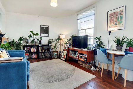 1 bedroom flat to rent - Photo 2