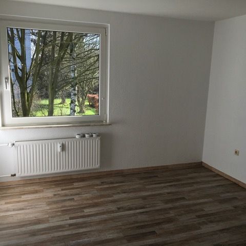 Nette Nachbarn gesucht! Kleine Wohnung in Rünthe, frisch renoviert - Photo 1