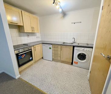 1 bedroom flat to rent - Photo 4
